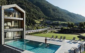Monroc Hotel